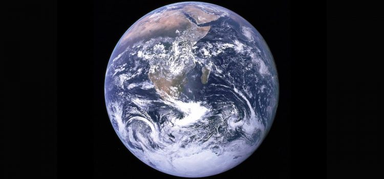 The Overview Effect: 5 Lessons From an Astronaut in Space The Overview Effect: 5 Lessons From an Astronaut in Space