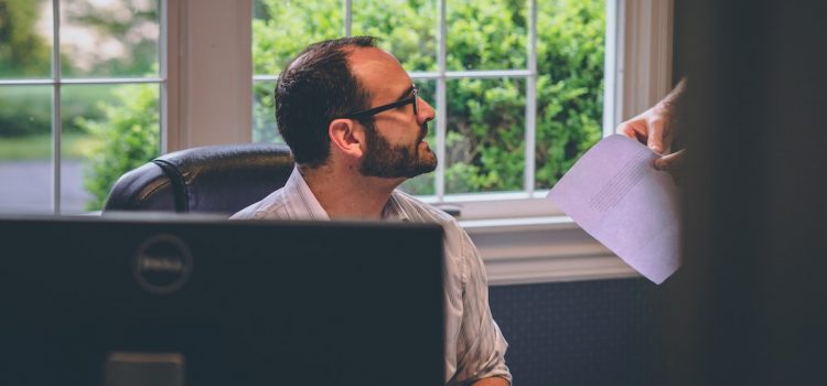 Why Is It So Hard to Focus? Distractions & Attention Fatigue Why Is It So Hard to Focus? Distractions & Attention Fatigue