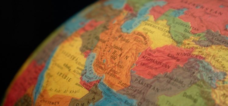 Body Language Across Cultures: How Does It Differ? Body Language Across Cultures: How Does It Differ?