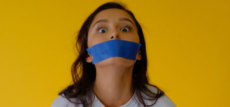How to Defeat Imposter Syndrome as a Woman How to Defeat Imposter Syndrome as a Woman