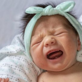 How to Deal With a Crying Baby: When Should You Respond?