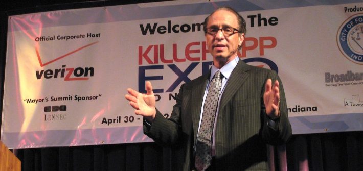 Ray Kurzweil speaking at the Killer App Expo in 2007 at the Grand Fort Wayne Convention Center in Fort Wayne, Indiana